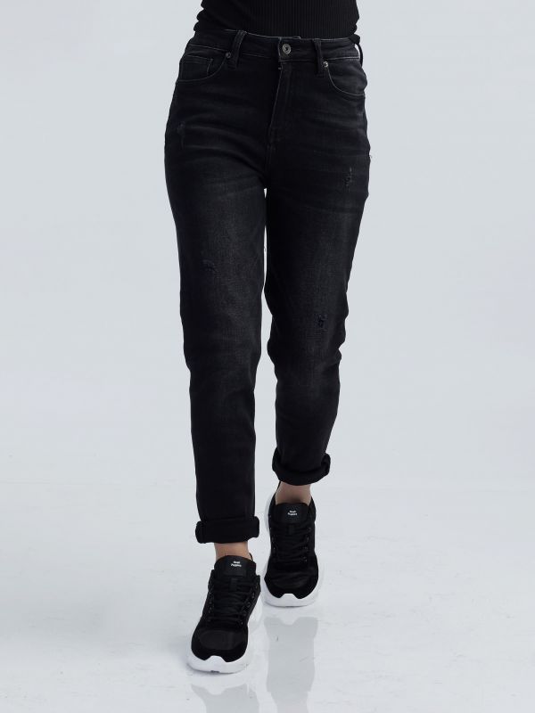 ג’ינס MOM שחור