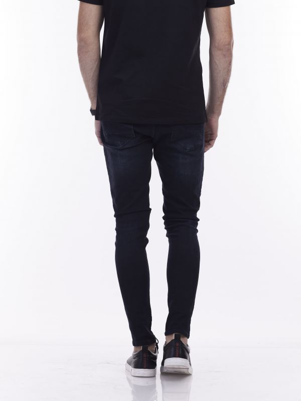 ג’ינס קלאסי כחול כהה