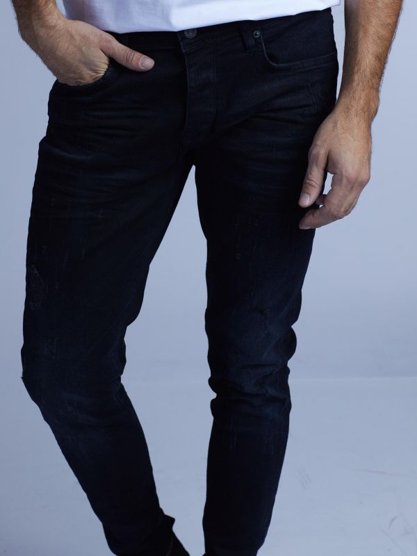 ג’ינס קלאסי כחול כהה