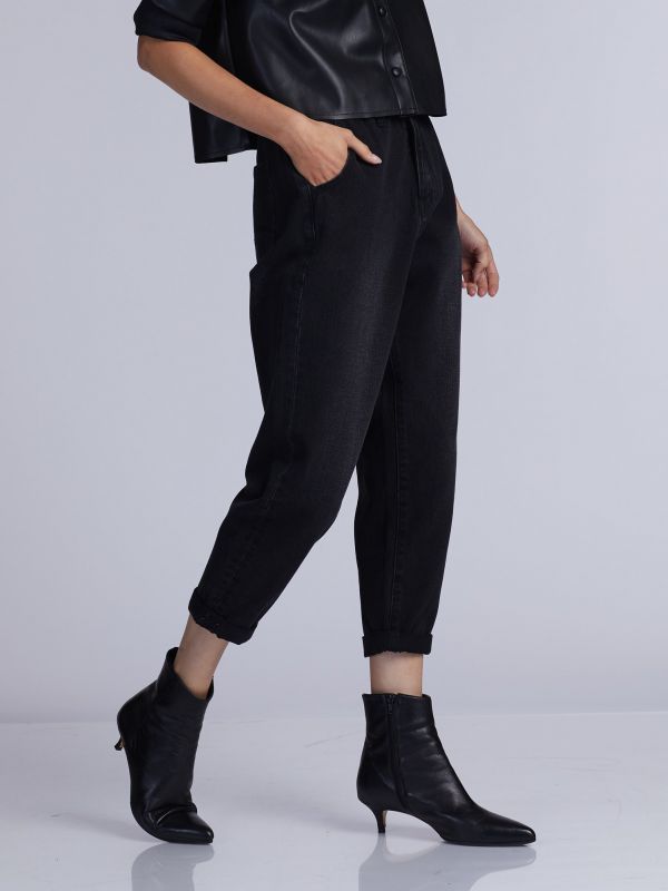 מכנסי ג’ינס גובה קרסול לנשים