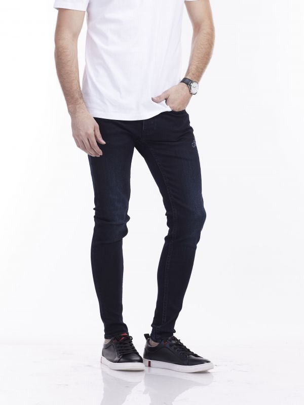 ג’ינס סקיני גזרת סלים