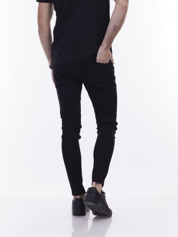 ג’ינס סטרצ’י שחור בגזרת סקיני