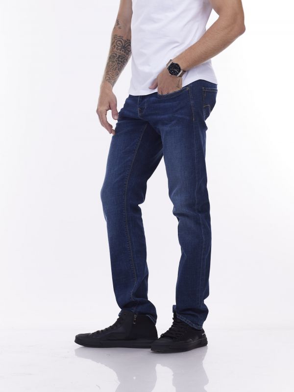 ג’ינס סקיני כחול