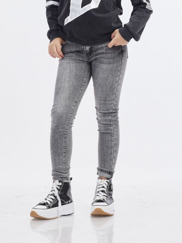 מכנסי ג’ינס אפורים לילדות