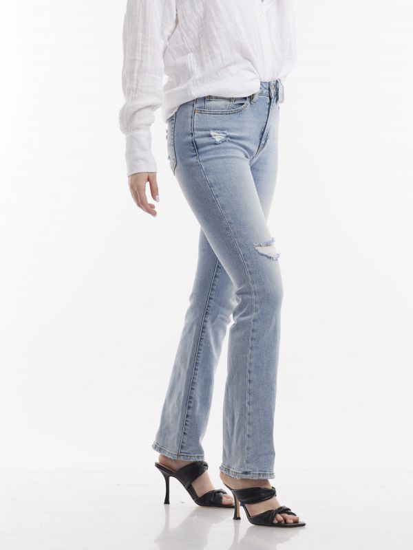 ג’ינס בהיר BOOT CUT