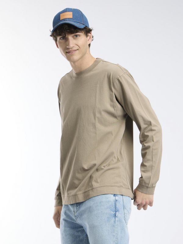 חולצה ארוכה קלאסית עם הדפס אחורי