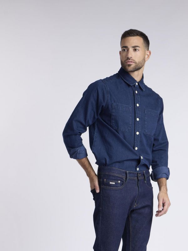 חולצת ג’ינס כחולה קלאסית