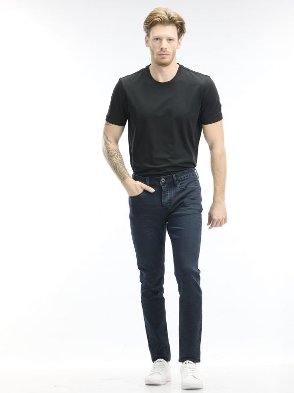 ג’ינס קלאסי כחול שחור ג’וג