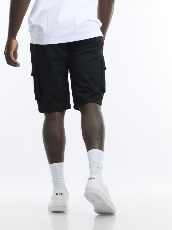 מכנסי ברמודה