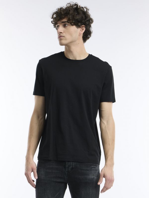 חולצת טי קז’ואלית חלקה