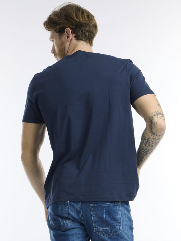 חולצת טי קז’ואלית חלקה