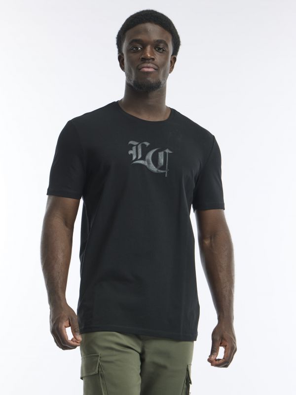 טי שירט עם הדפס מעוצב