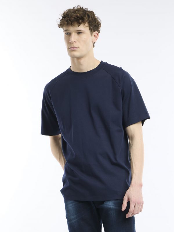 חולצת טי קז’ואלית