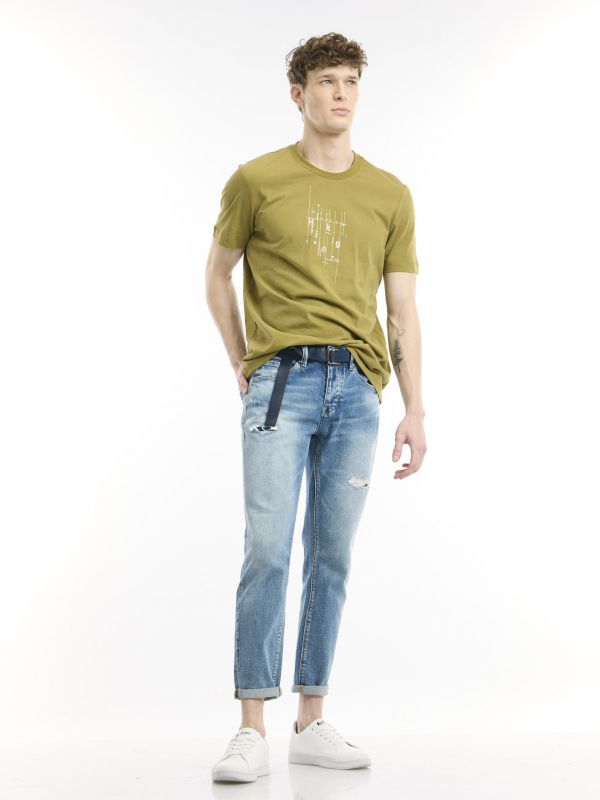 טי שירט קצרה עם הדפס אופנתי