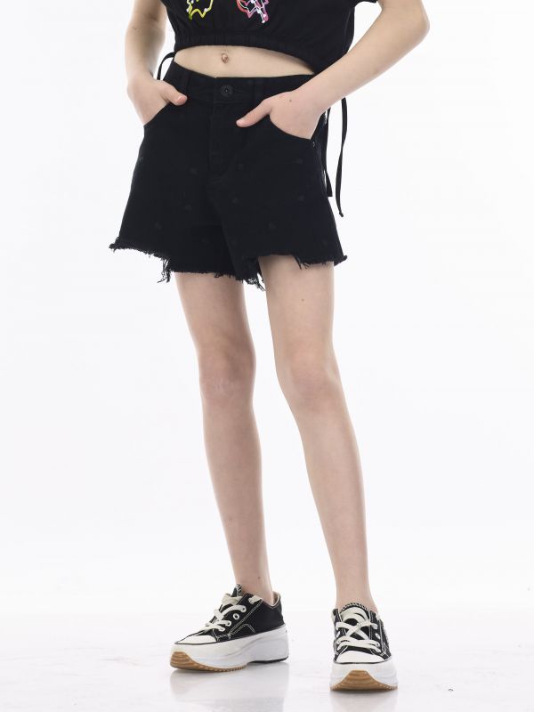 מכנסי שורטס עם הדפס לבבות