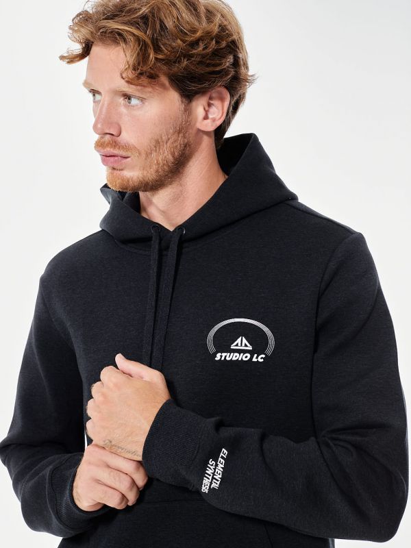 קפוצ’ון עם הדפס קדמי עגול