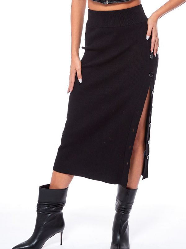 חצאית סרוגה קלאסית