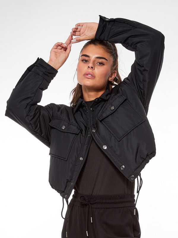 ג’קט ניילון קרופ לנשים