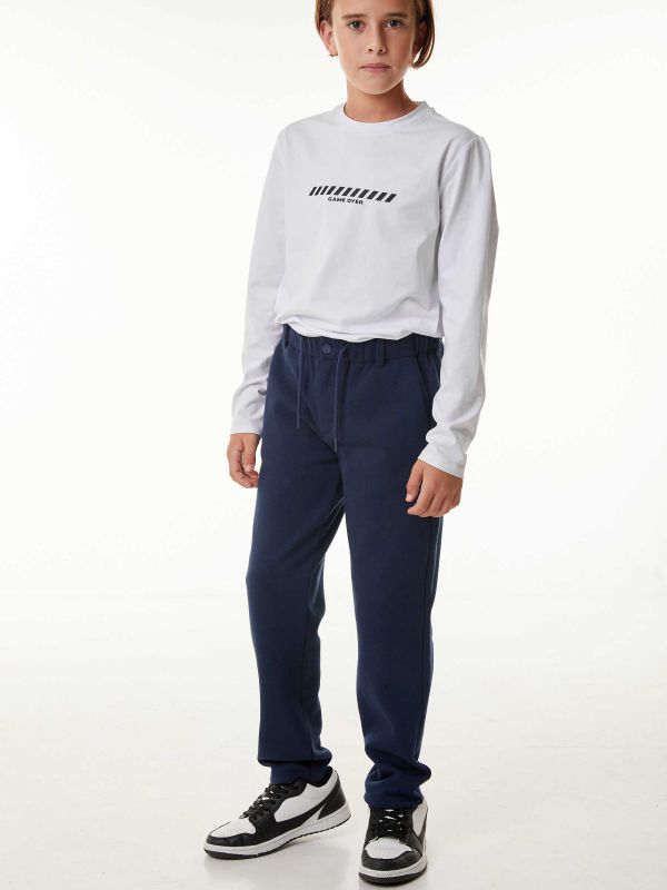 מכנסי בד קז’ואליים