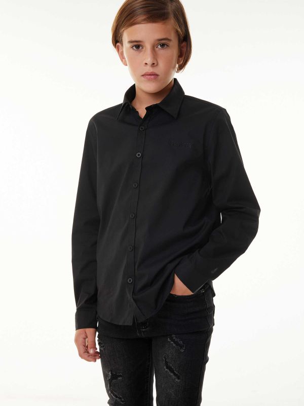 חולצת סלים מכופתרת