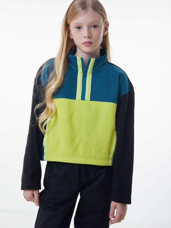 טופ צבעוני מחולק אופנתי