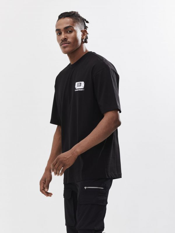 טי שירט עם הדפס דו צדדי לגבר