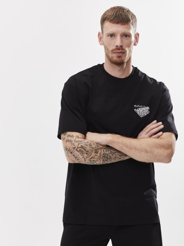 טי שירט אוברסייז עם הדפס דו צדדי לגבר