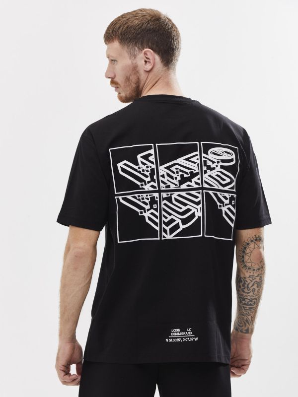 טי שירט אוברסייז עם הדפס דו צדדי לגבר