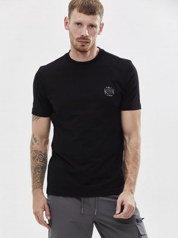 טי שירט עם הדפס אחורי ועיטור קדמי לגבר