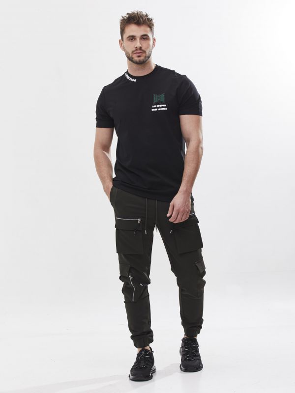 טי שירט עם הדפס דו צדדי ורקמה לגבר