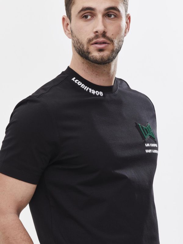 טי שירט עם הדפס דו צדדי ורקמה לגבר