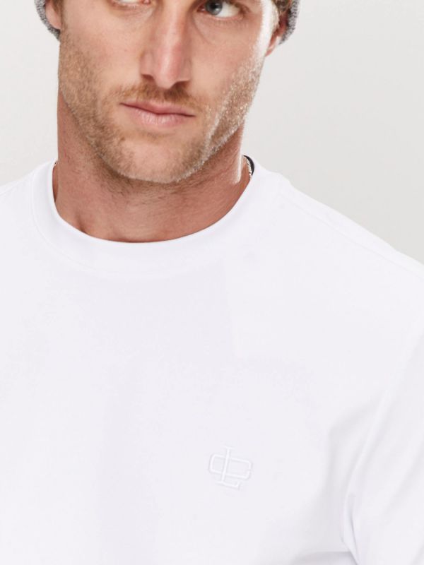 טי שירט קצרה חלקה לגברים