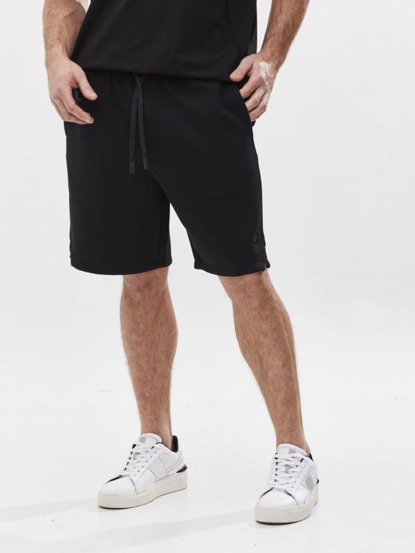 מכנסי ברמודה בסגנון ספורט אלגנטי לגברים