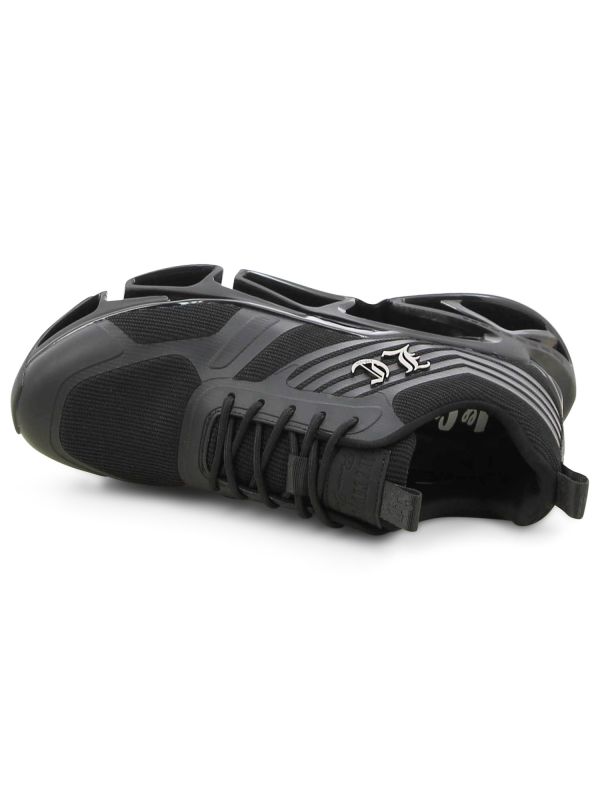 נעלי סניקרס עם סוליה מחוררת לגברים