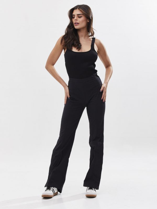 מכנסיים ארוכים עם פתחי צד לנשים