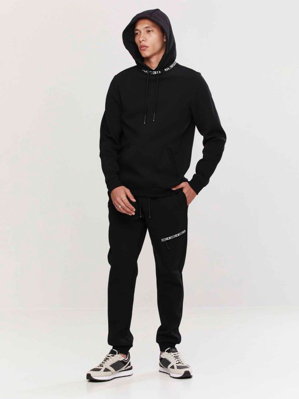 מכנסי טרנינג לגברים