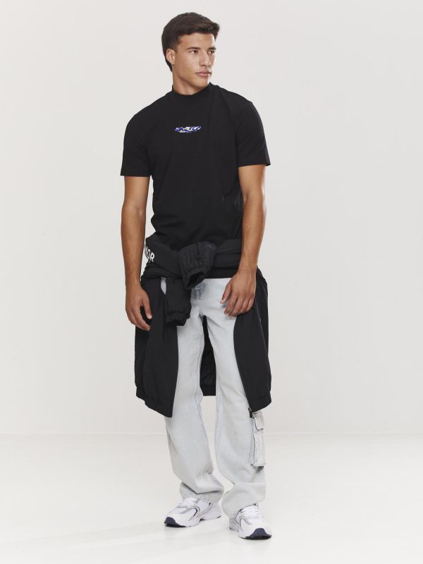 טי שירט קצרה עם צווארון גולף לגברים