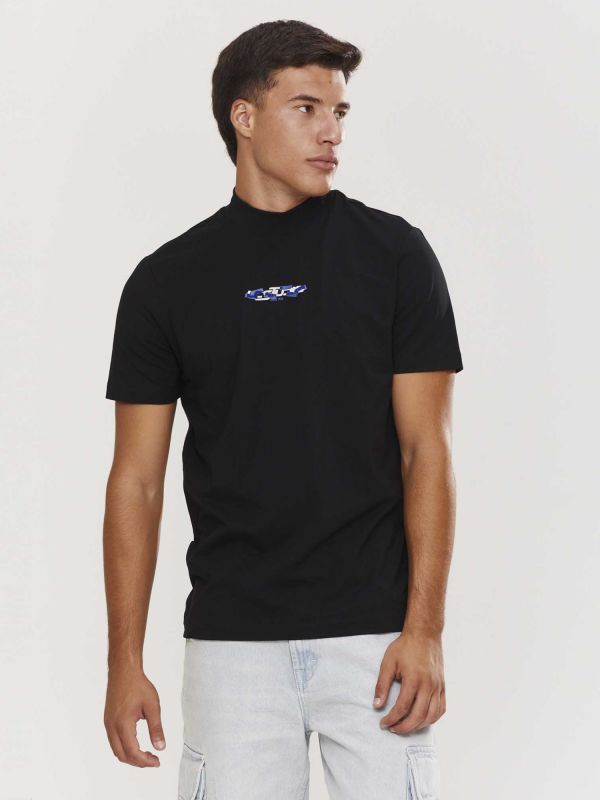 טי שירט קצרה עם צווארון גולף לגברים