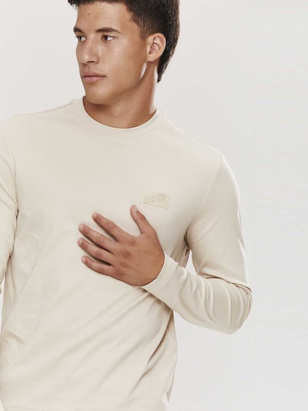 טי שירט ארוכה עם רקמה לגברים