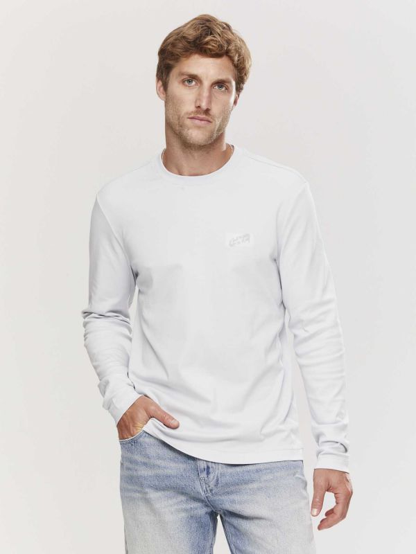 טי שירט ארוכה עם רקמה לגברים