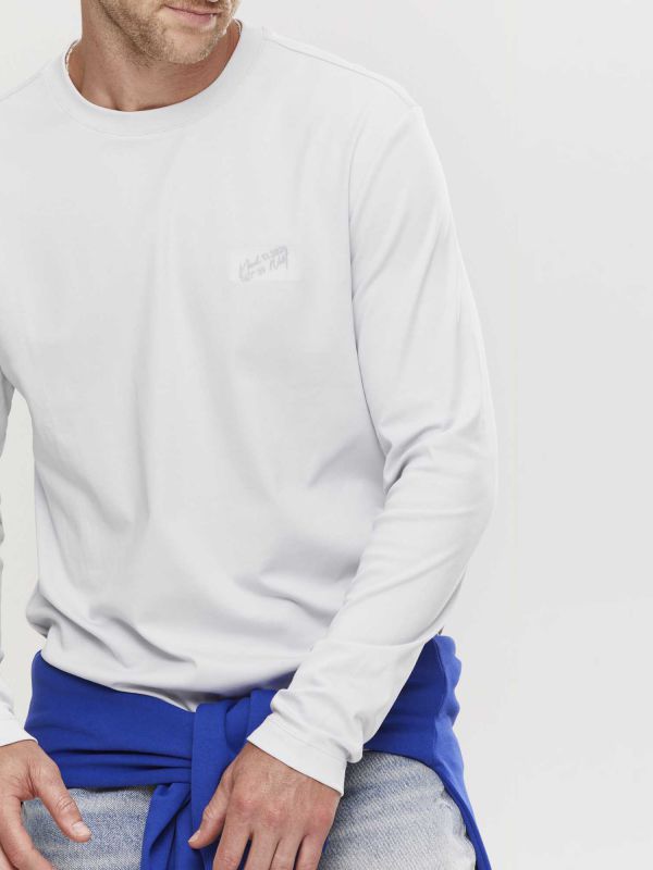 טי שירט ארוכה עם רקמה לגברים