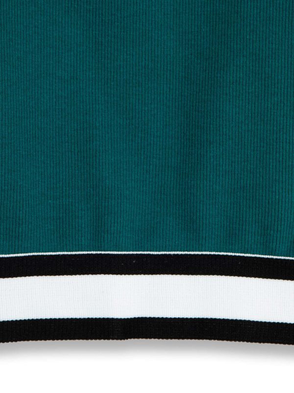 טופ לילדות עם מפתח מרובע