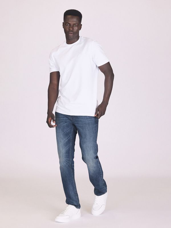 ג’ינס בגזרה רחבה לגברים