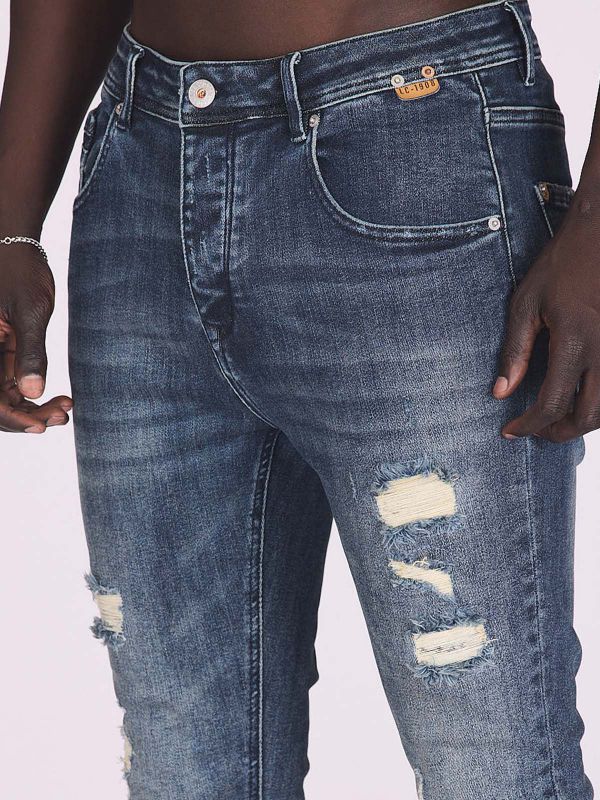 ג’ינס בגזרה רחבה לגברים