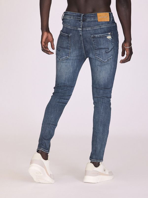 ג’ינס בגזרה רחבה לגברים