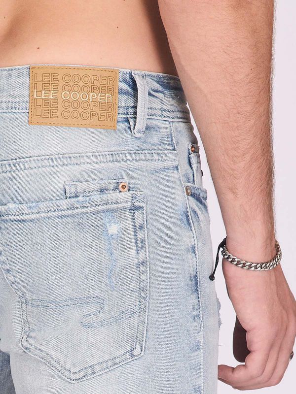 ג’ינס סקיני צמוד לגברים