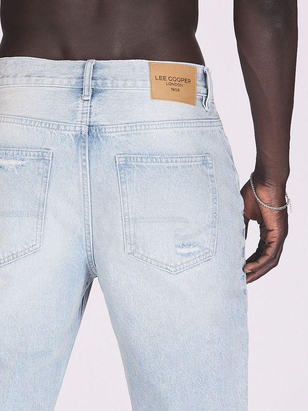 ג’ינס בגזרה רפויה ומשוחררת לגברים