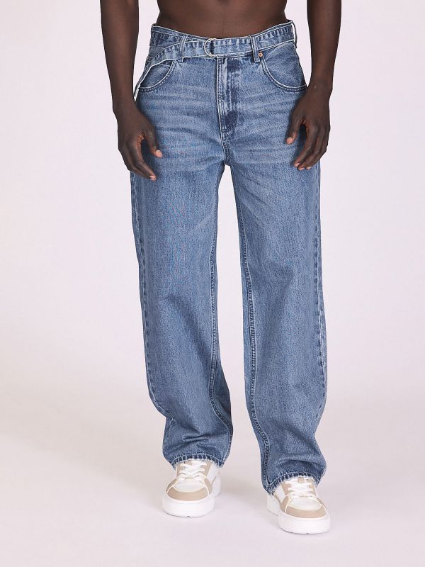 ג’ינס בגזרה ישרה ורחבה לגברים