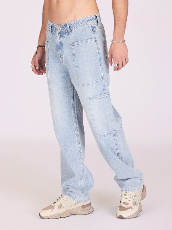 ג’ינס בגזרה רחבה ונוחה לגברים