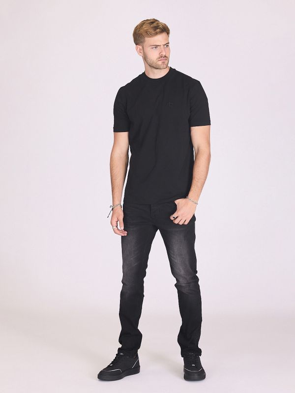 ג’ינס סקיני צמוד לגברים